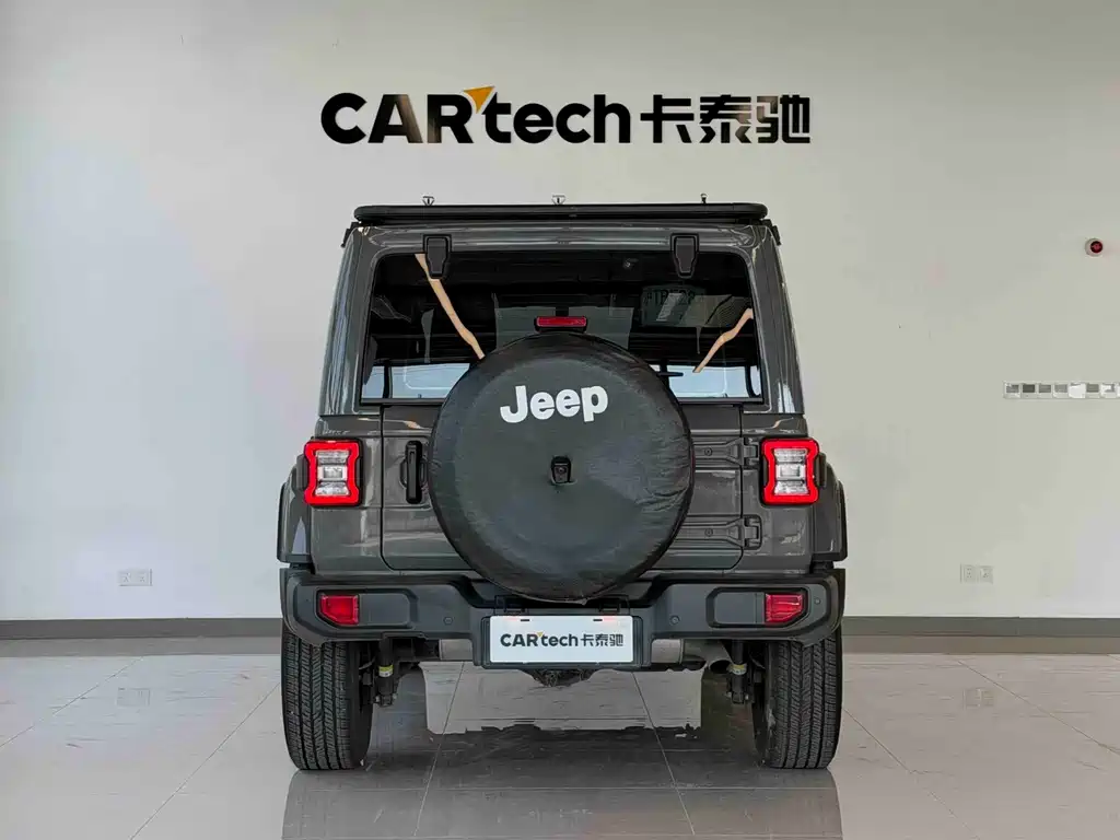 Jeep Wrangler — миниатюра 5