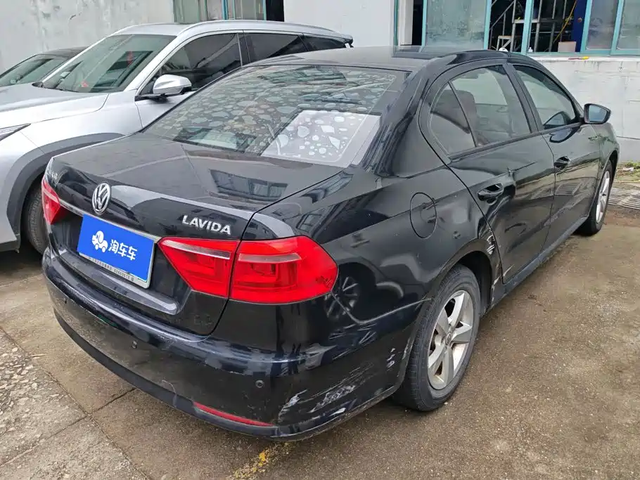 Volkswagen Lavida — миниатюра 3