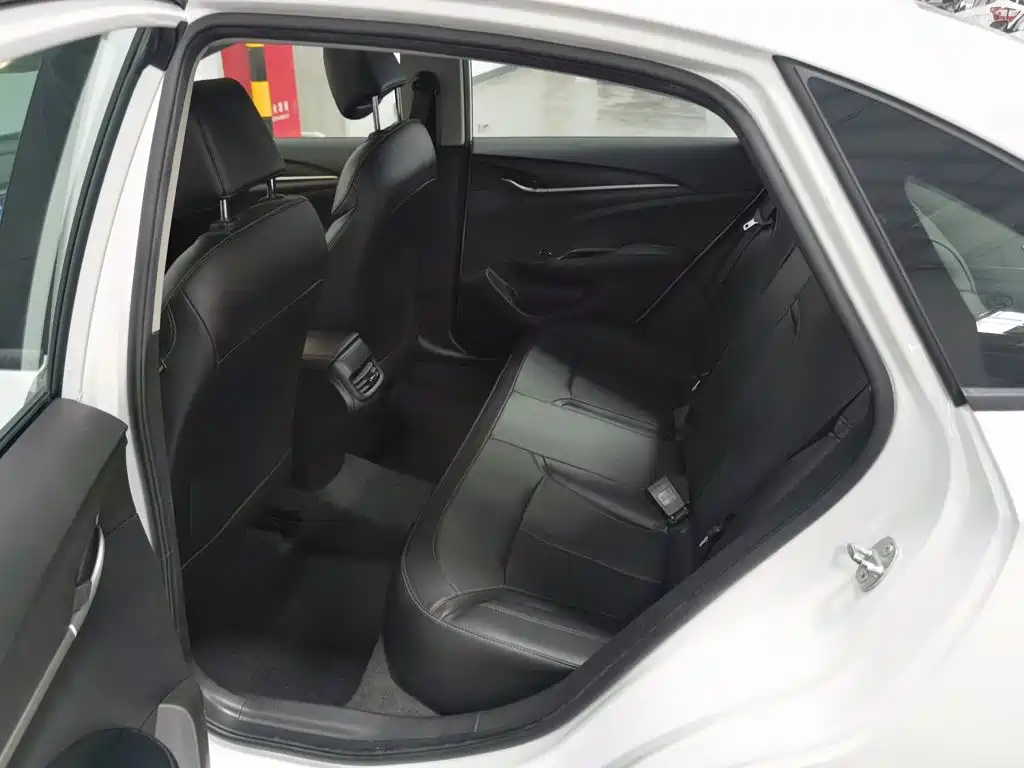Buick Excelle — миниатюра 15