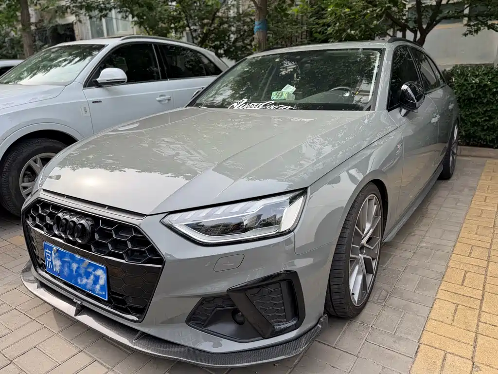 Audi A4 (Import) 2022