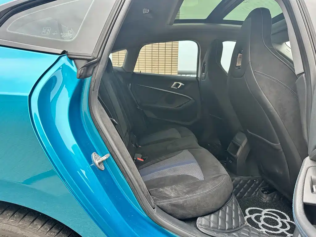 BMW 2 Series (Import) — миниатюра 16