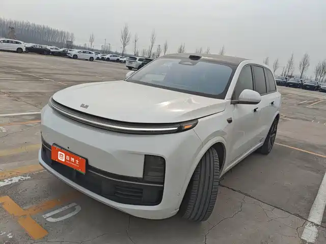 Li Auto IDEAL L9 2025
