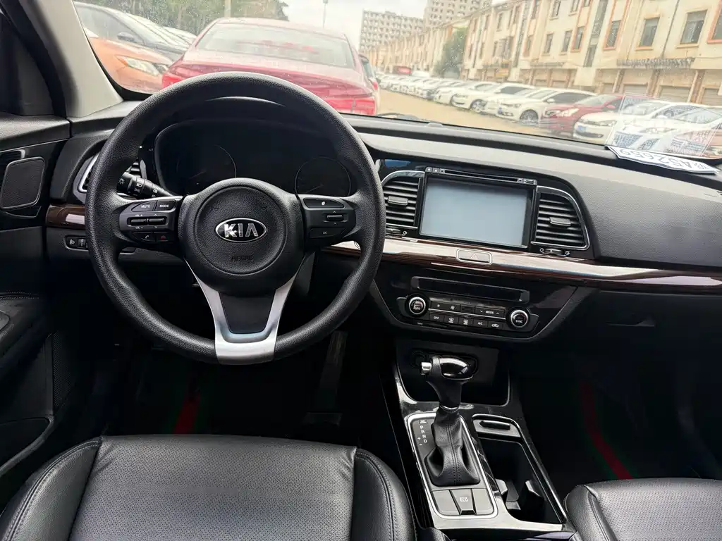 Kia K4 — миниатюра 4