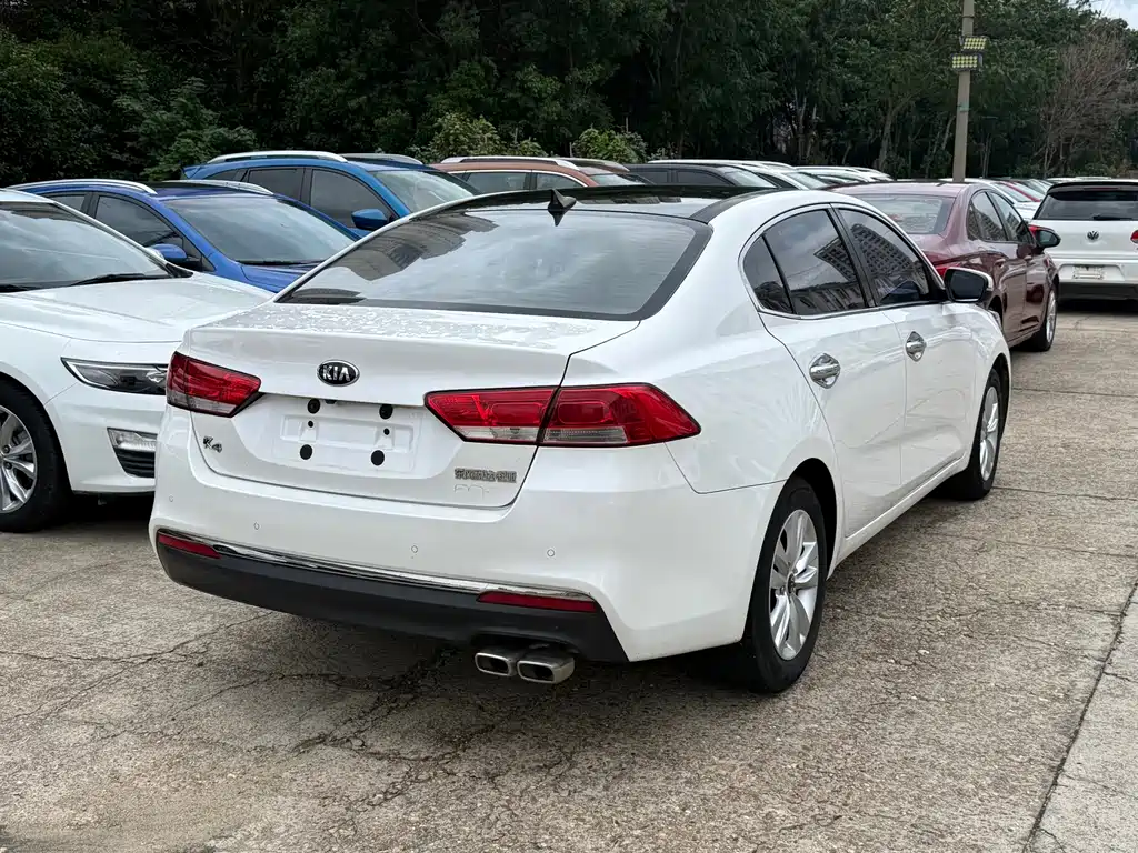 Kia K4 — миниатюра 5