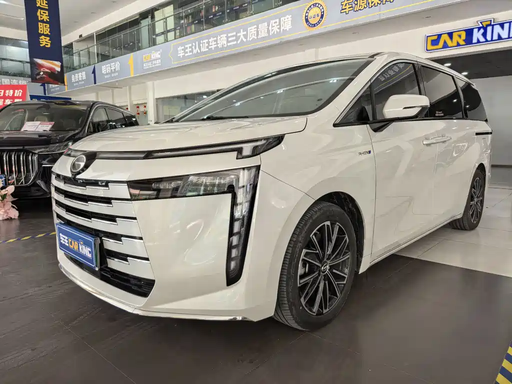 GAC Motor Trumpchi E8 PHEV