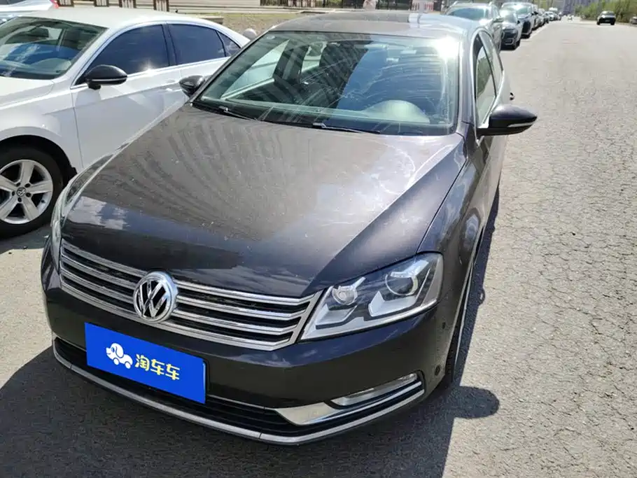 Volkswagen Magotan 2013
