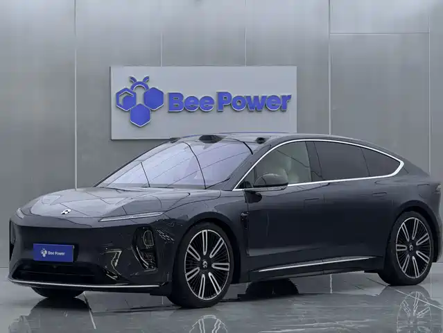 NIO NIO ET9 2025