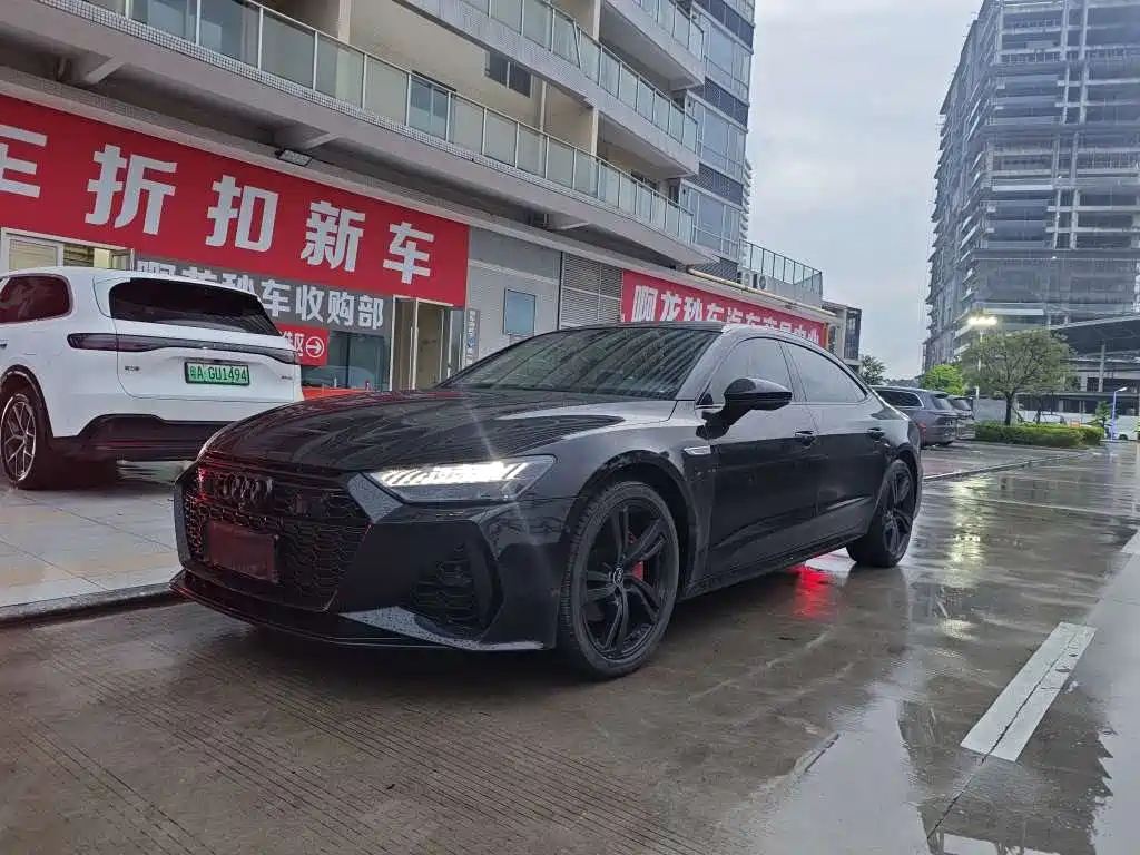 Audi A7L