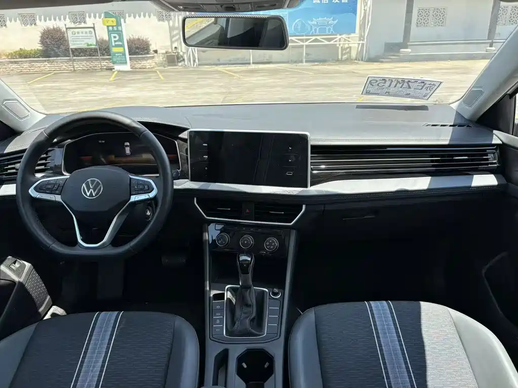 Volkswagen Sagitar — миниатюра 7