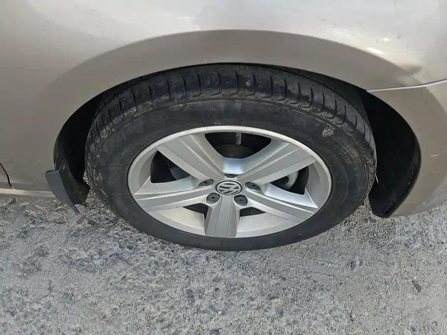 Volkswagen Golf — миниатюра 6