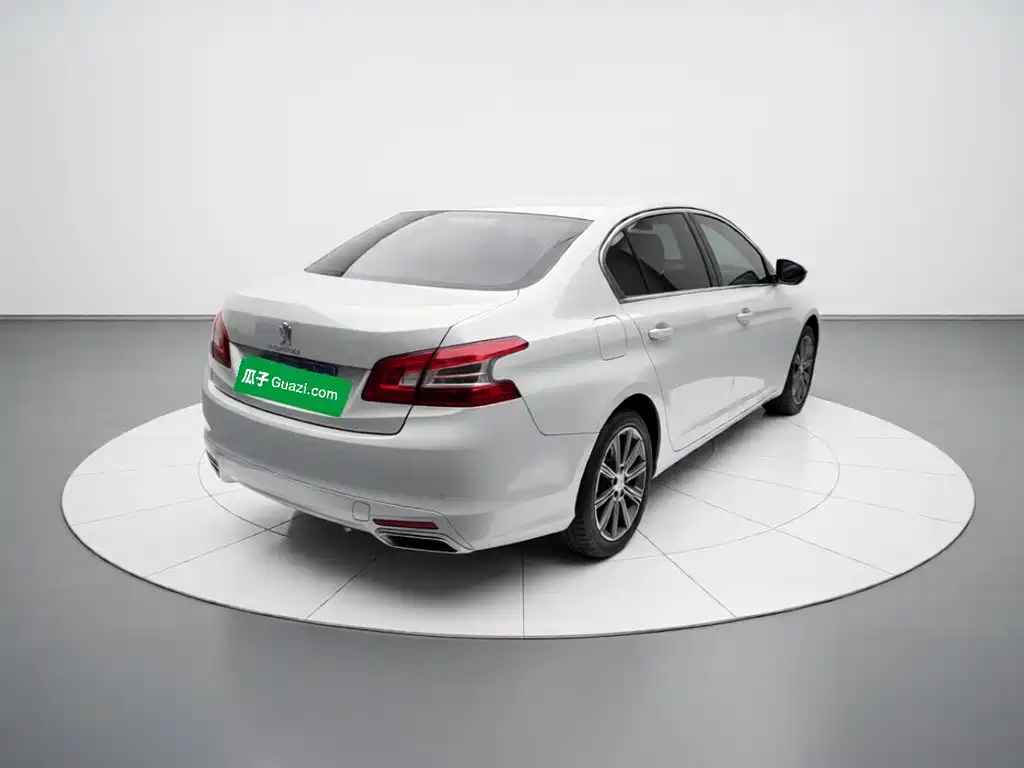 Peugeot 408 — миниатюра 6