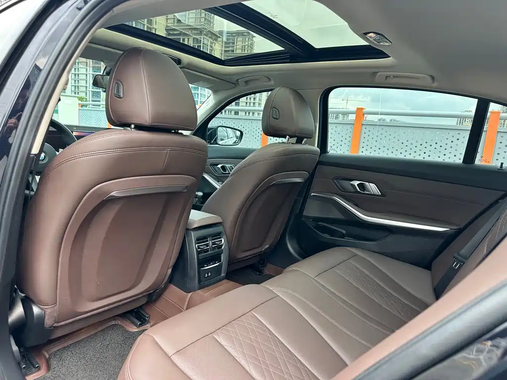 BMW 3 Series — миниатюра 6