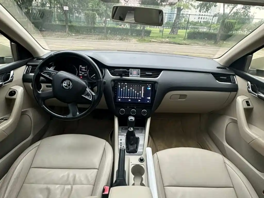 Skoda Octavia — миниатюра 4