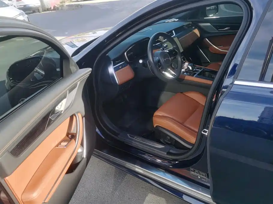Jaguar XFL 2022 XFL 2.0T P250 Elite Sport