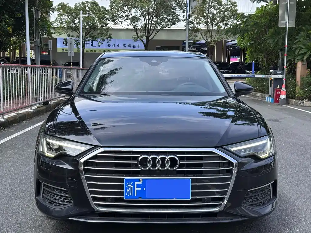 AUDI  A6L