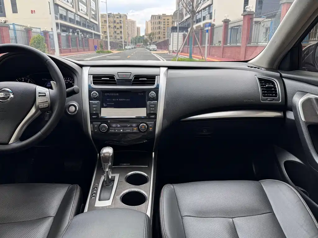 Nissan Teana — миниатюра 13