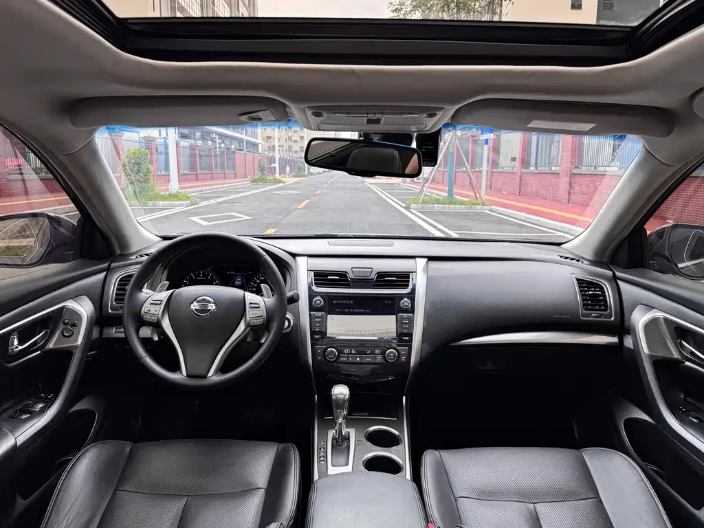 Nissan Teana — миниатюра 7