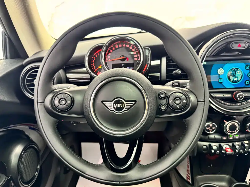MINI Mini — миниатюра 10