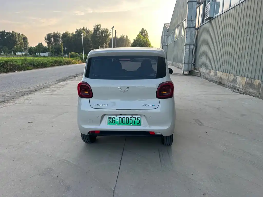 Wuling MINIEV — миниатюра 8