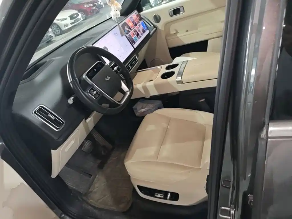 Li Auto Li L8 — миниатюра 15