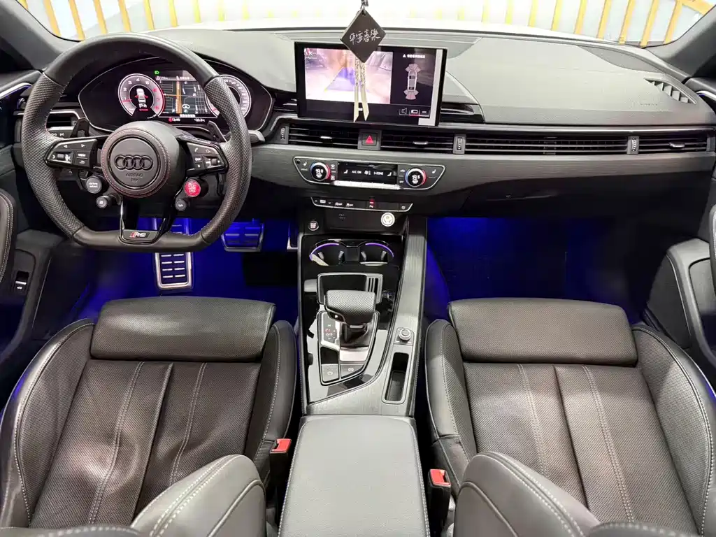 Audi A4L — миниатюра 12