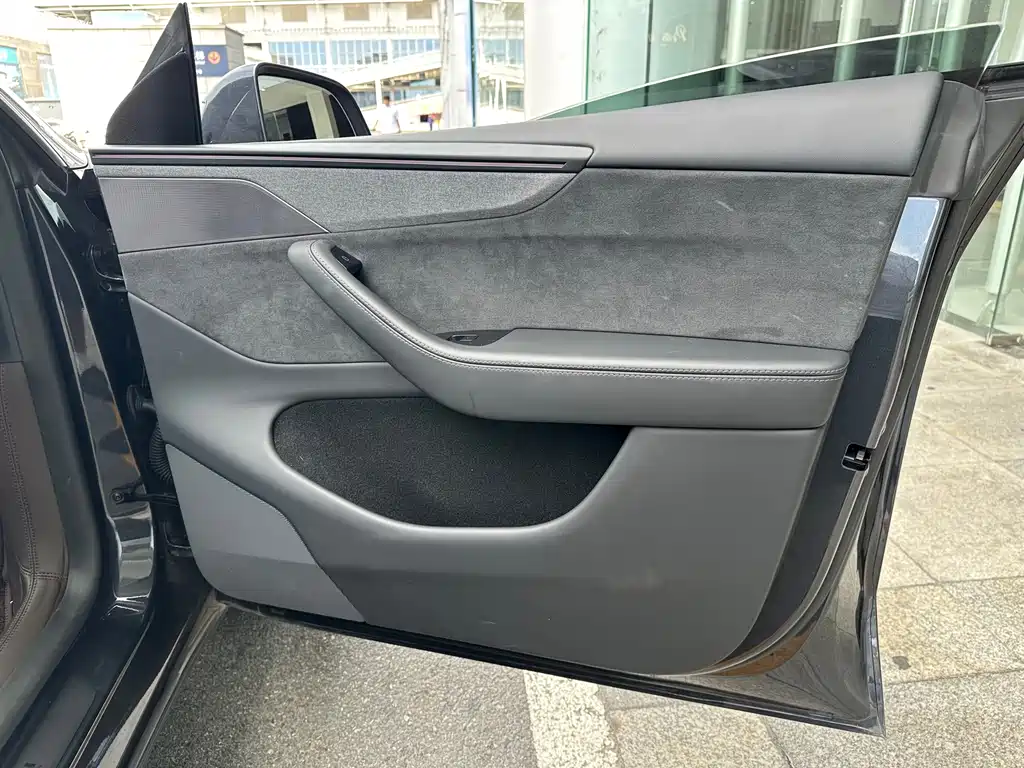 Tesla Model Y — фотографии объявления, Фото 33