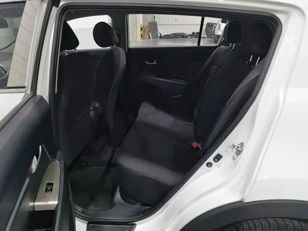 Kia Sportage — миниатюра 15