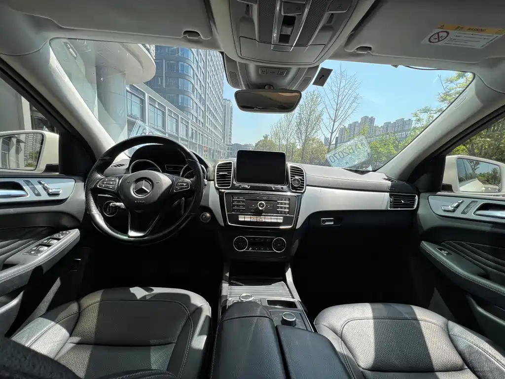 Mercedes-Benz GLE Coupe — миниатюра 10