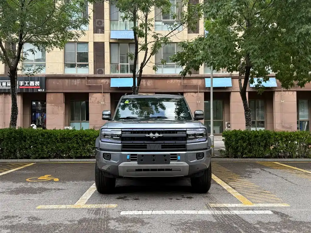 Fangchengbao Leopard 5 5 2025 210KM Ultra