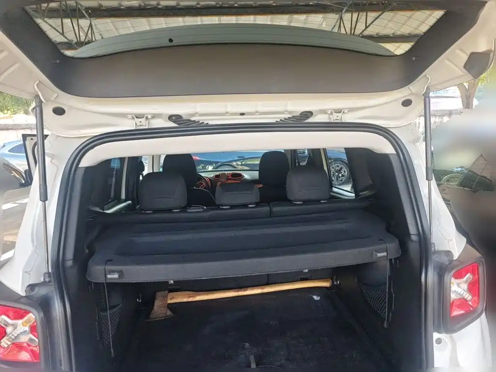 Jeep Renegade — миниатюра 15