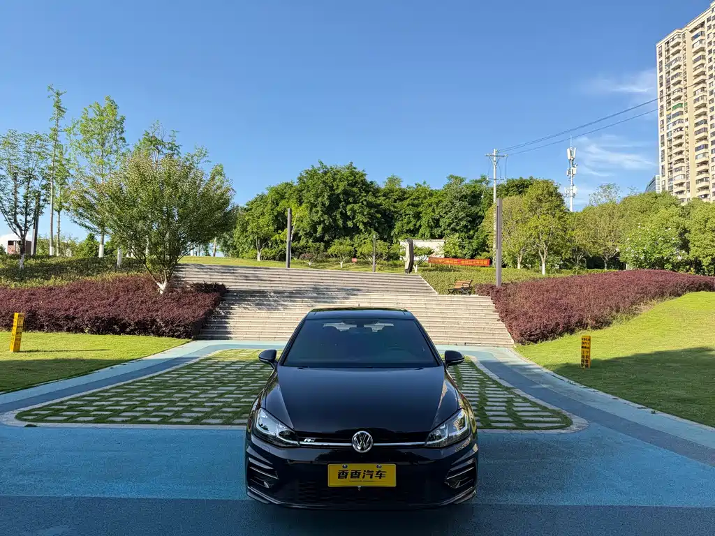 Volkswagen Golf 2020
