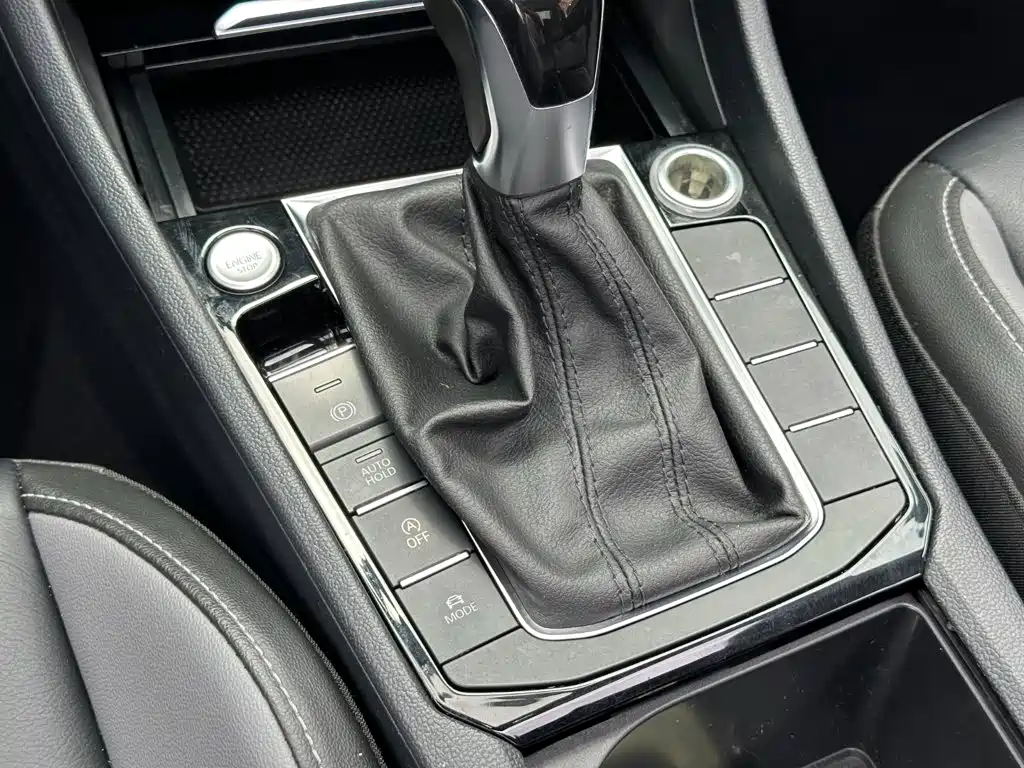 Volkswagen Sagitar — миниатюра 11