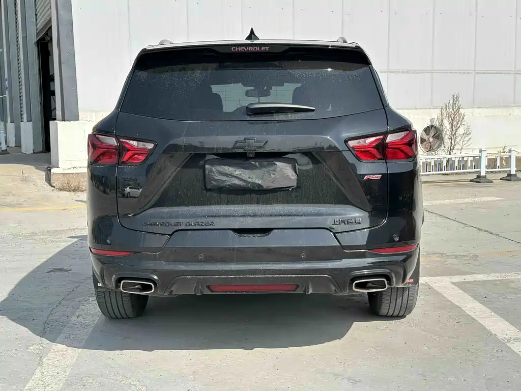 Chevrolet Blazer — миниатюра 8