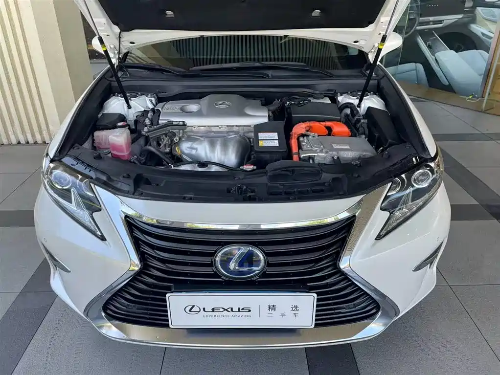 Lexus ES — миниатюра 7