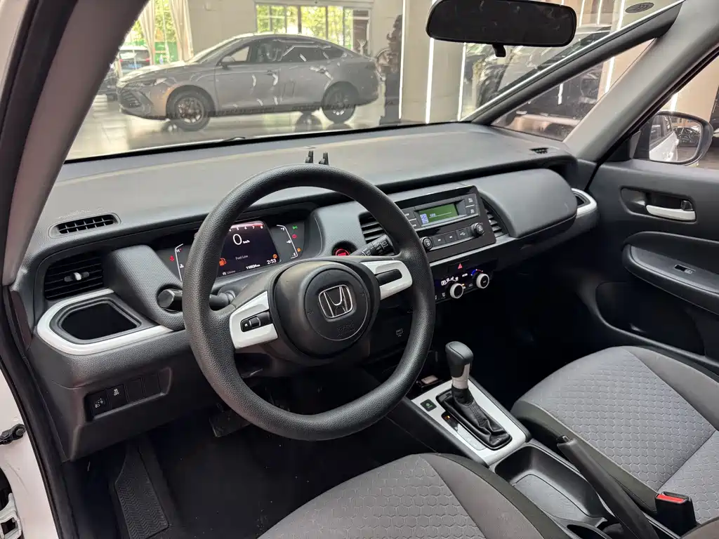 Honda Fit — миниатюра 12