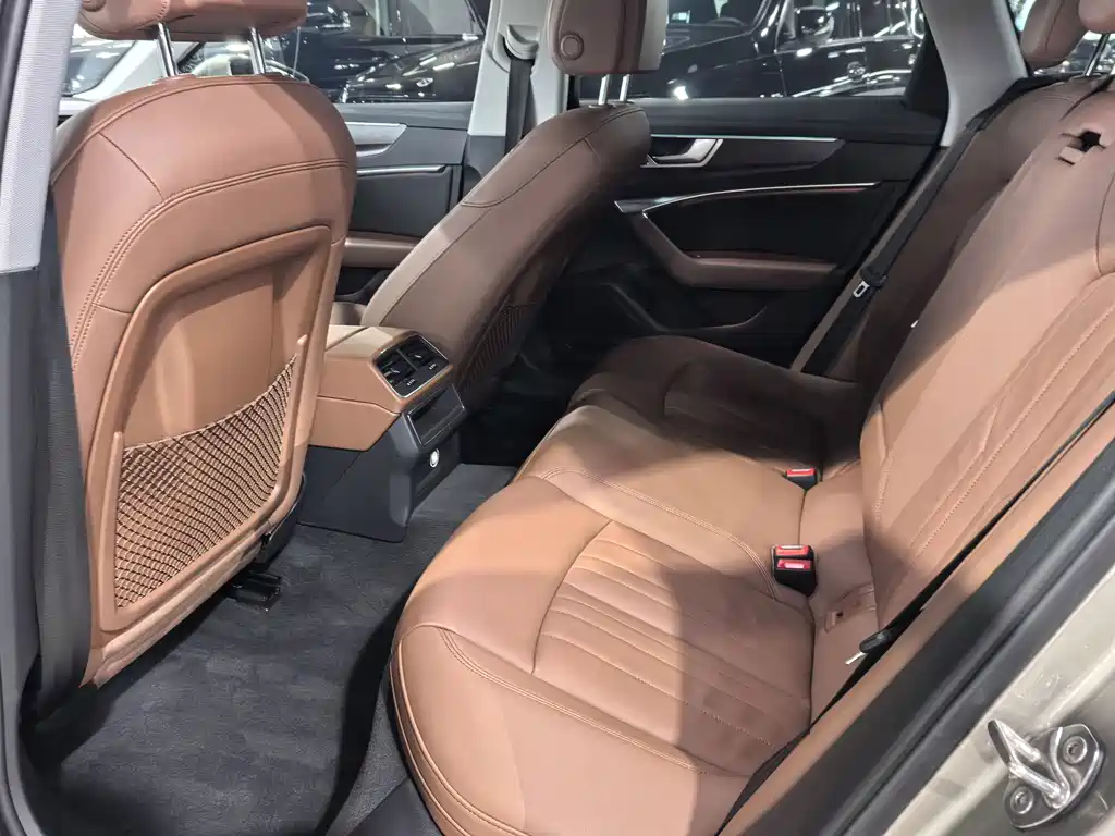 Audi A6 (Import) — миниатюра 8
