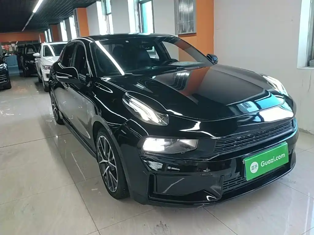 Lynk & Co 03 — миниатюра 4
