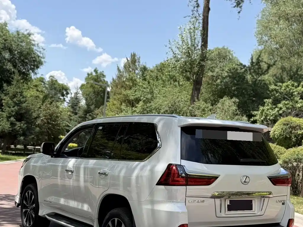 Lexus LX 2016 570 Luxury