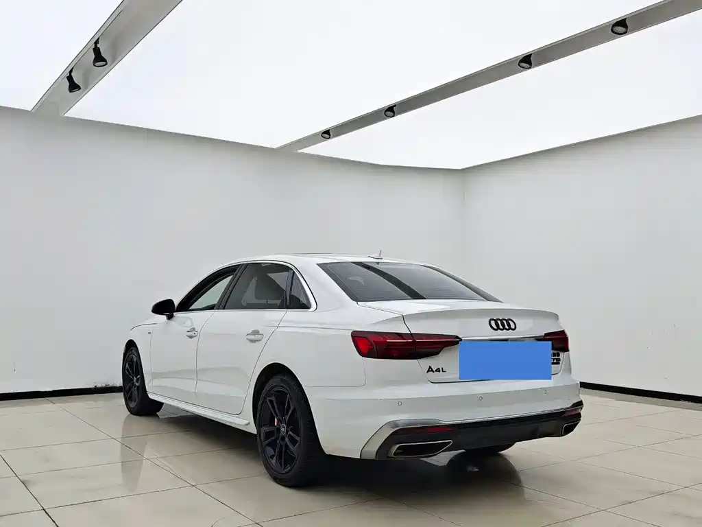 Audi A4L 2022 40 TFSI Fashion