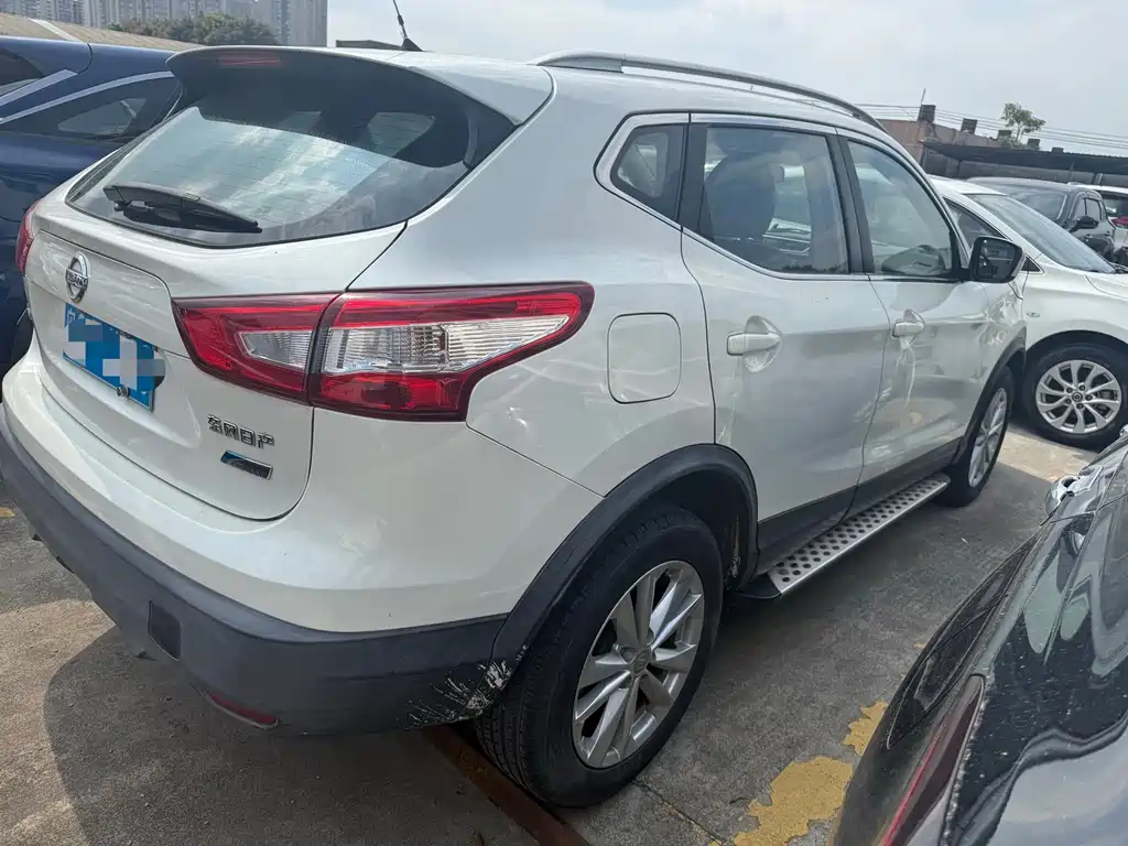 NISSAN QASHQAI