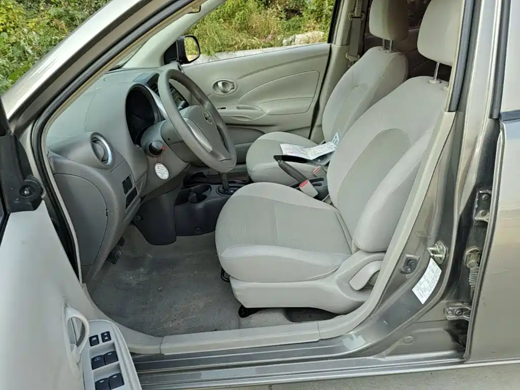 Nissan Sunny — миниатюра 15