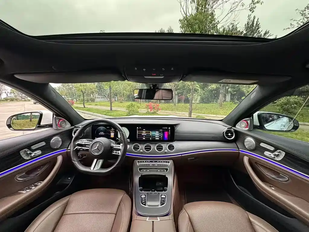 Mercedes-Benz E-Class — миниатюра 4