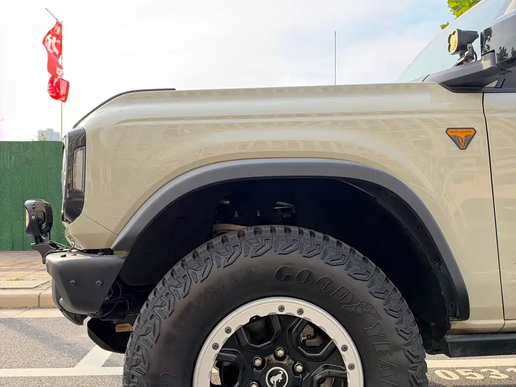 Ford Bronco — миниатюра 10