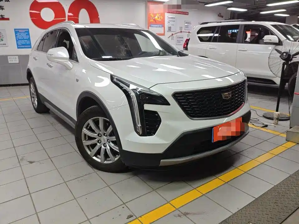 Cadillac XT4