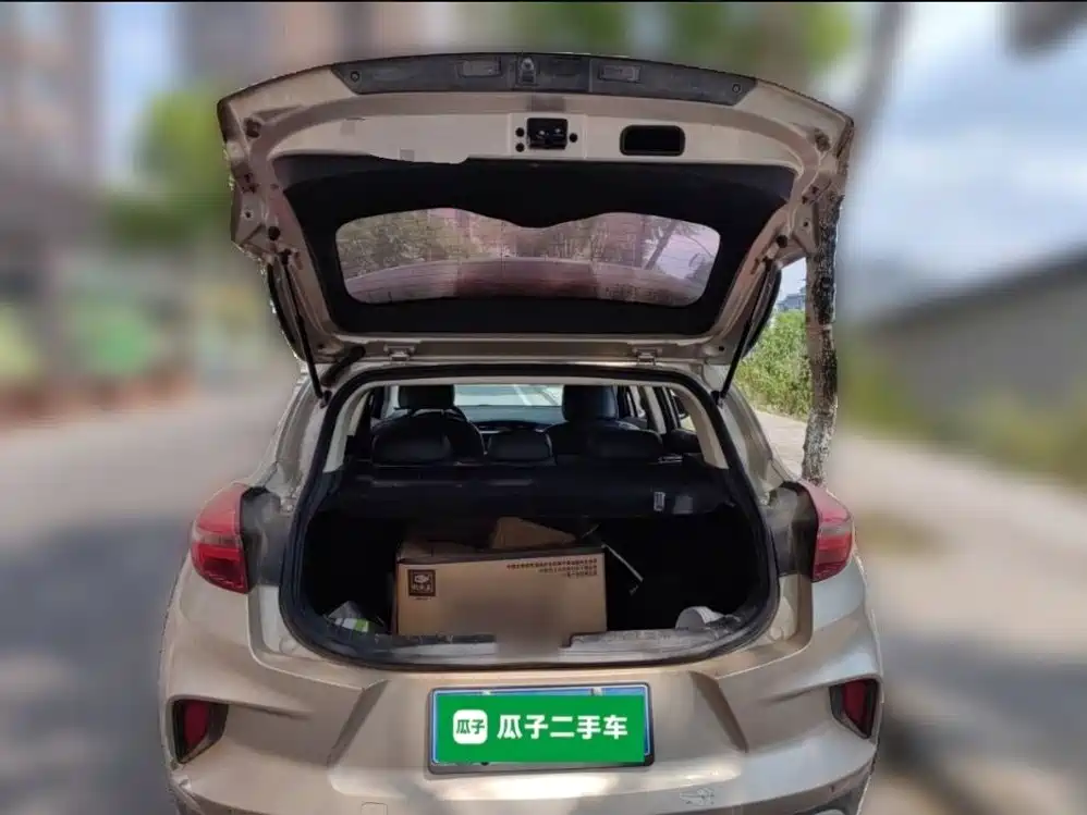 Geely Emgrand GS — миниатюра 25