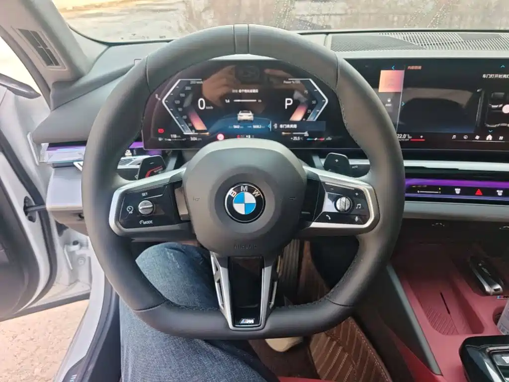 BMW 5 Series — миниатюра 11