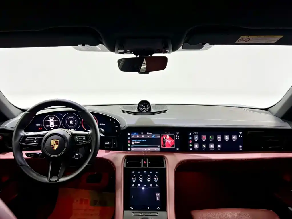 Porsche Taycan 2022 Taycan