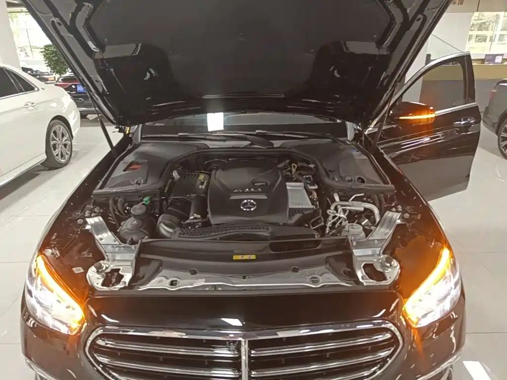 Mercedes-Benz E-Class New Energy — миниатюра 16