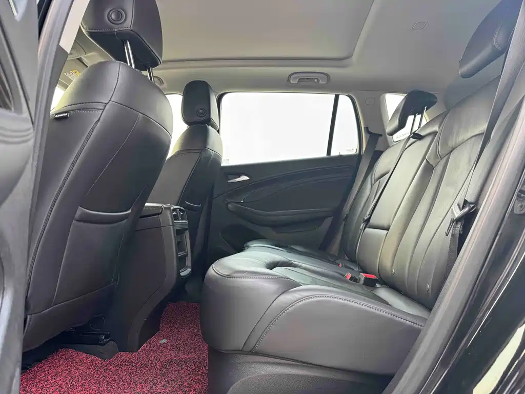 Buick Envision Plus — миниатюра 5