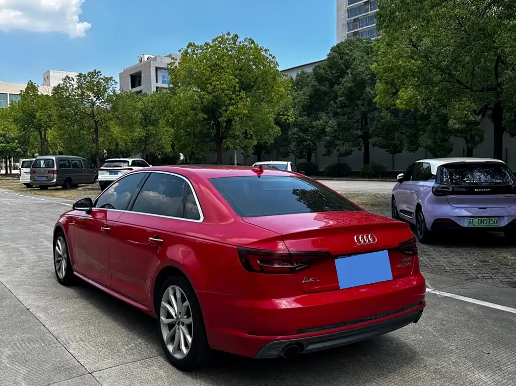 Audi A4L — миниатюра 4